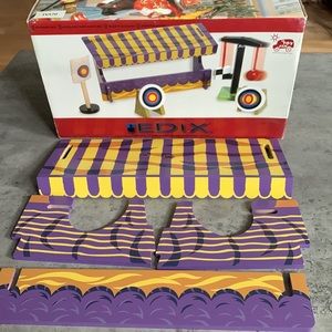 EDIX Le Toy Van Wooden Medieval Kings Court Competition Arena